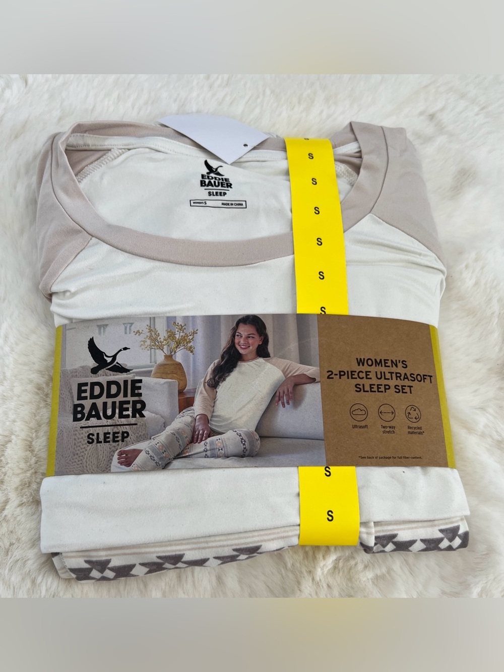 Eddie Bauer Women's 2-Piece Ultrasoft Sleep Set - Cream with Taupe Trim